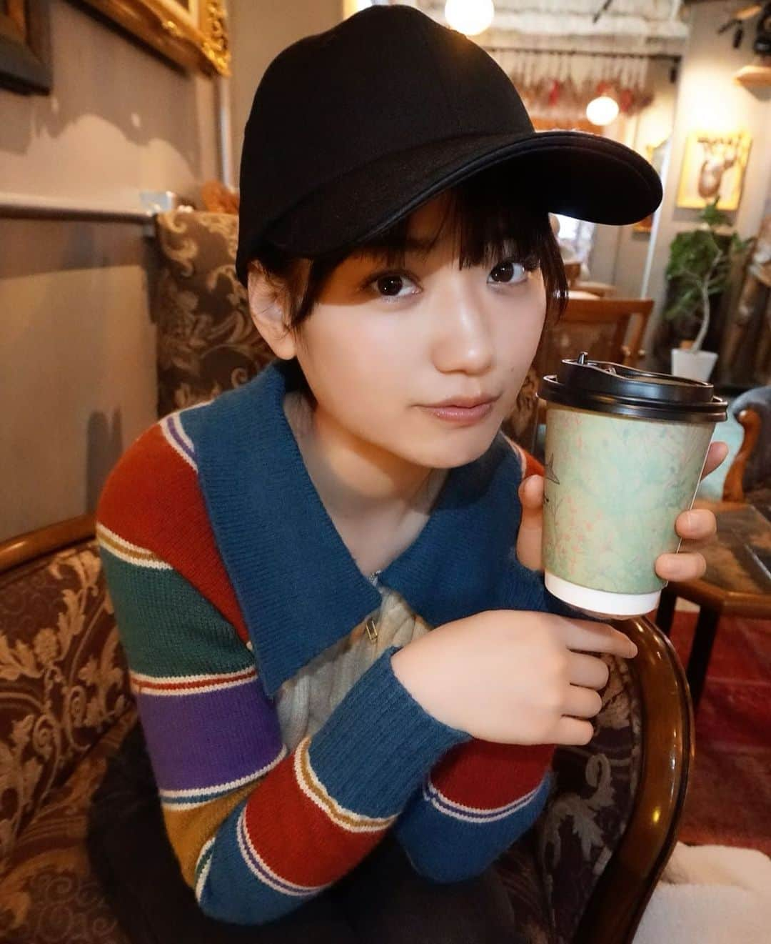 滝口きららさんのインスタグラム写真 - (滝口きららInstagram)「キャップ意外と似合うんですヨ  #ootd #cafe」12月6日 20時47分 - wyenra_kilala