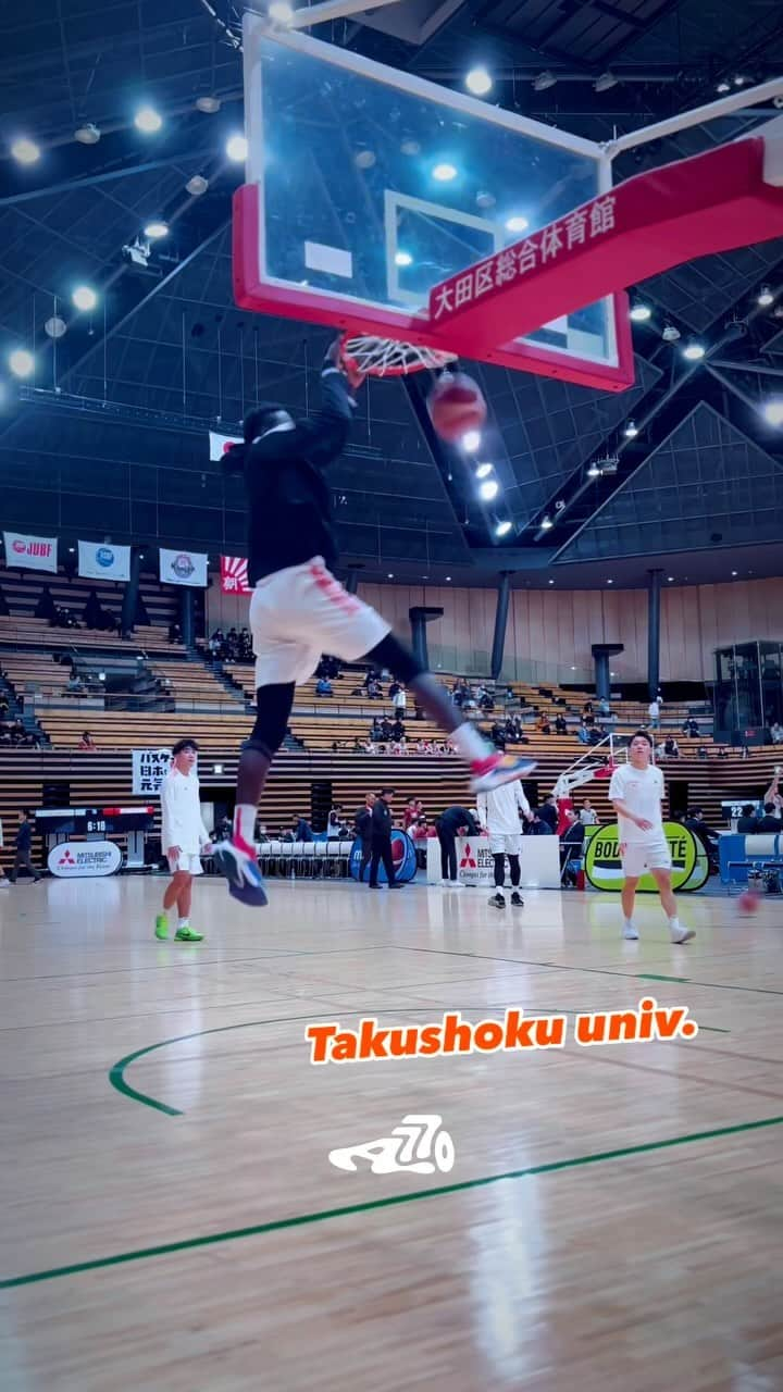 青木太一のインスタグラム：「Orange Crushers🍊 #大学バスケ #インカレ #拓殖大学 #AOKICKSHOOPS」