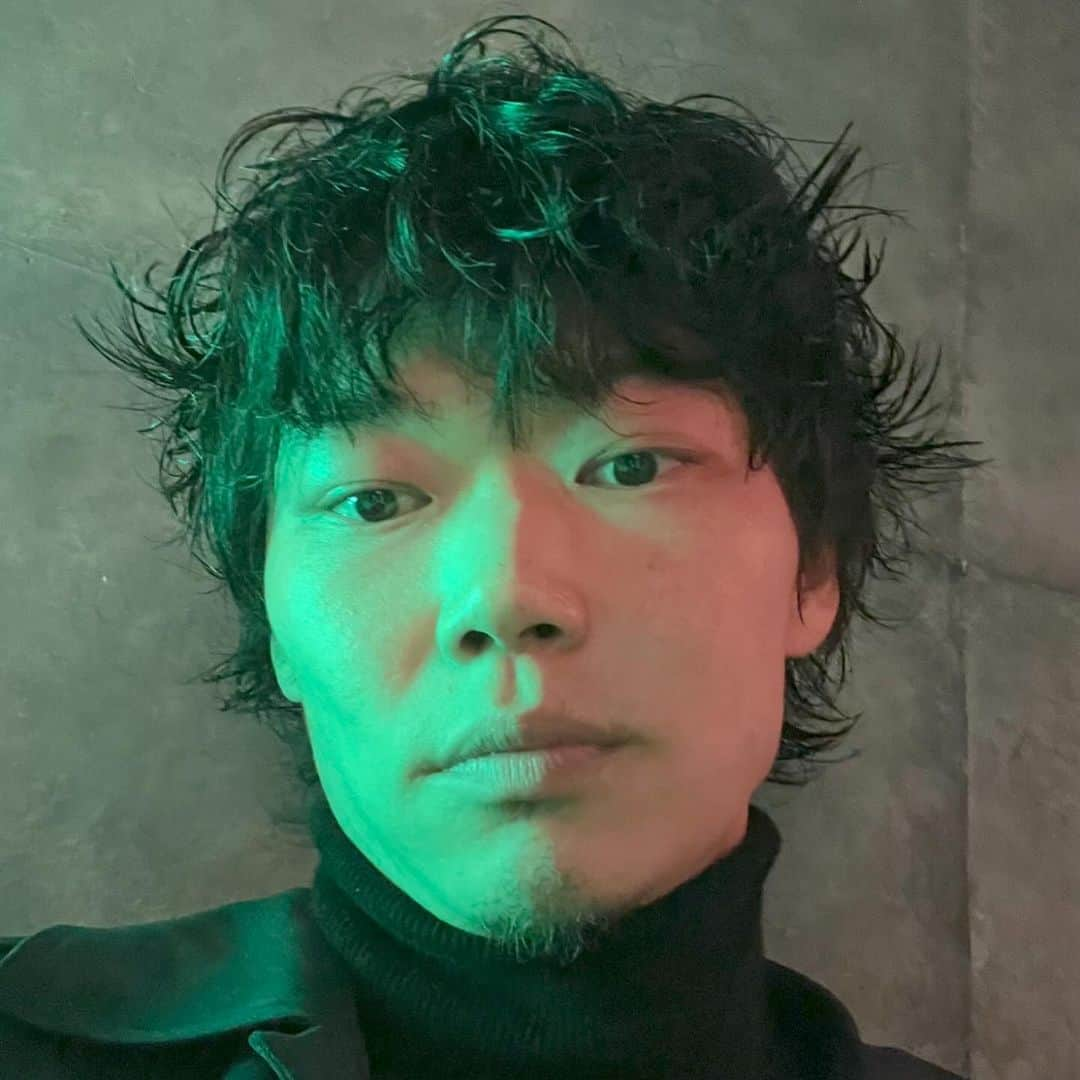 笠松将さんのインスタグラム写真 - (笠松将Instagram)「二人のチェーンを付けてもらいました。 ビンゴくんはトウキョウバイスの佐藤ファンみたいです^_^」12月6日 21時10分 - show_kasamatsu_official