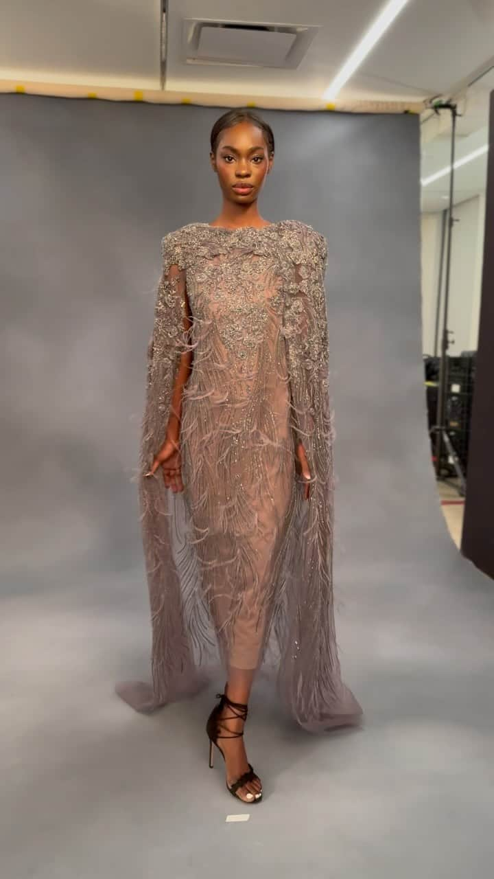 Marchesaのインスタグラム：「Prepare for the enchanting journey of the Pre-Fall 2024 Marchesa collection. Stay tuned to immerse yourself in a world of unparalleled elegance with meticulously handcrafted pieces.   #Marchesa #PF24Marchesa #SneakPeek」