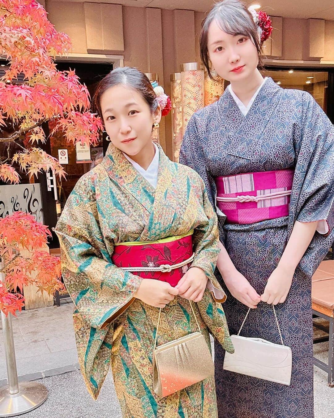 世手子さんのインスタグラム写真 - (世手子Instagram)「PR  We went to Arashiyama👘 Antique kimono recommended✨✨ Looks great against the autumn leaves🍁🍂 #弾丸ツアー 京都 @akuru_kyoto  #着物レンタル #京都着物 #レンタル着物 #京都河原町 #河原町着物レンタル #着物レンタル河原町 #京都着物レンタル #着物レンタルakuru #アンティーク着物 素敵すぎた)^o^( エリカ様に道案内してもらって #嵐山観光 （＾ω＾） #着物散策 楽しかった(*☻-☻*) #身長差カップル www #コメ返」12月6日 21時42分 - rojide