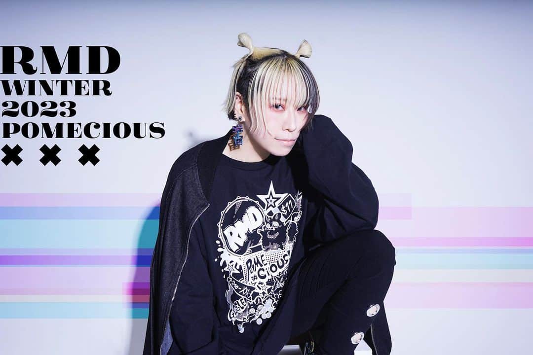 VALSHEのインスタグラム：「◢◣  ✖︎✖︎✖︎RMD 2023 WINTER ✖︎✖︎✖︎  -POMECIOUS-  12月6日19時より 全4アイテムが販売開始  🔗http://remaiden.jp/  #VALSHE #RMD  久しぶりに洋服出しました👑 モノトーンカラーのぽめしゃす」
