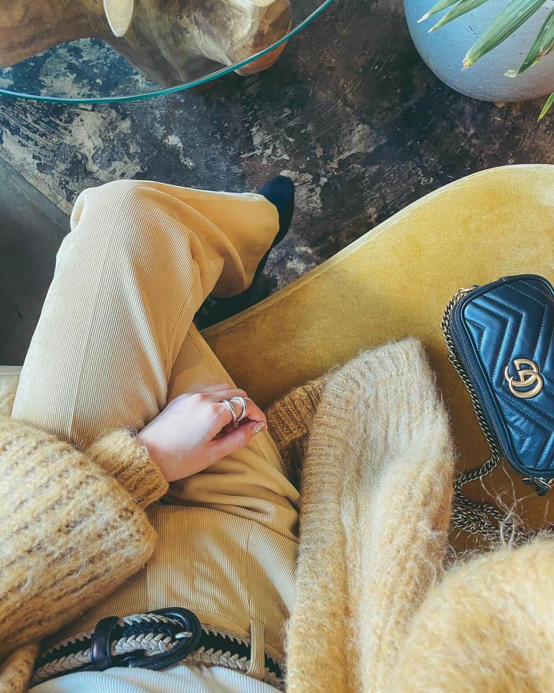 中島愛蘭のインスタグラム：「💛🤎」