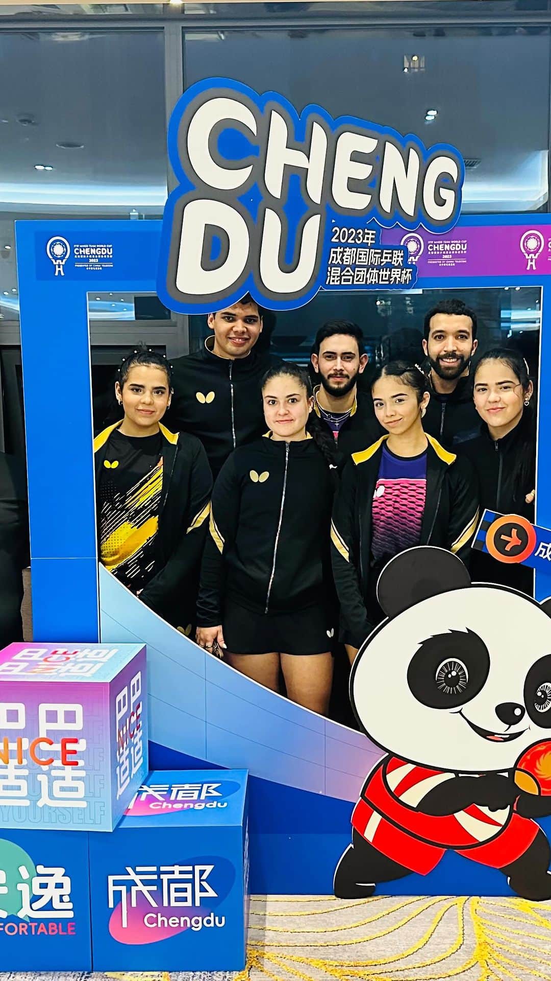 DIAZ Melanieのインスタグラム：「Primera ITTF Mixed Team World Cup 🇨🇳♥️ Una de las mejores victorias que ha tenido Puerto Rico ♥️ no puedo estar más orgullosa de mis teammates, fue una experiencia inolvidable ♥️   @bdn_tm @anaranjolopez @fabiola_adg @diazadriana123 @brianna.burgosss @danigonzalezprtm @brianafanadorpr 🇵🇷♥️」