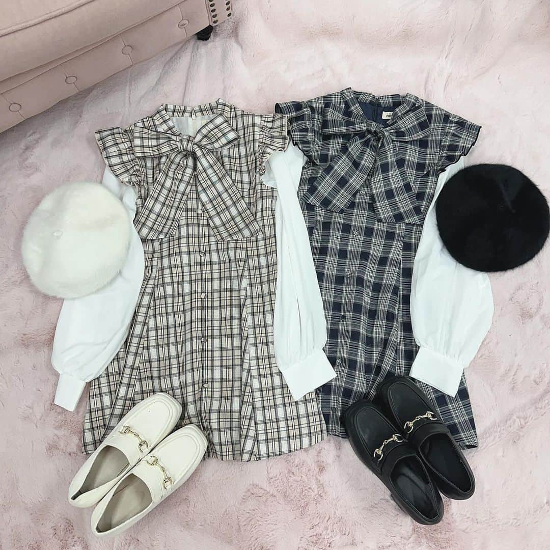 evelynのインスタグラム：「winter collection New Arrival🐻♡ ㅤㅤㅤㅤㅤㅤㅤㅤㅤㅤㅤㅤㅤ #チェックフリルセットアップ ¥11,800 ㅤㅤㅤㅤㅤㅤㅤㅤㅤㅤㅤㅤㅤ #evelyn #エブリン」