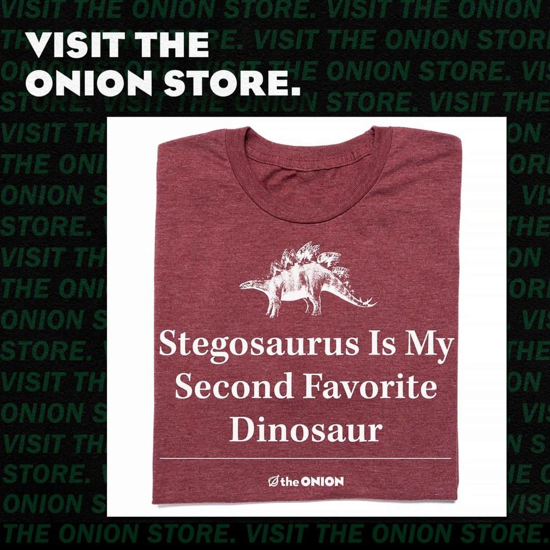 ジ・オニオンのインスタグラム：「NOTICE: All Onion Store t-shirts are single-occupancy unless otherwise specified.」