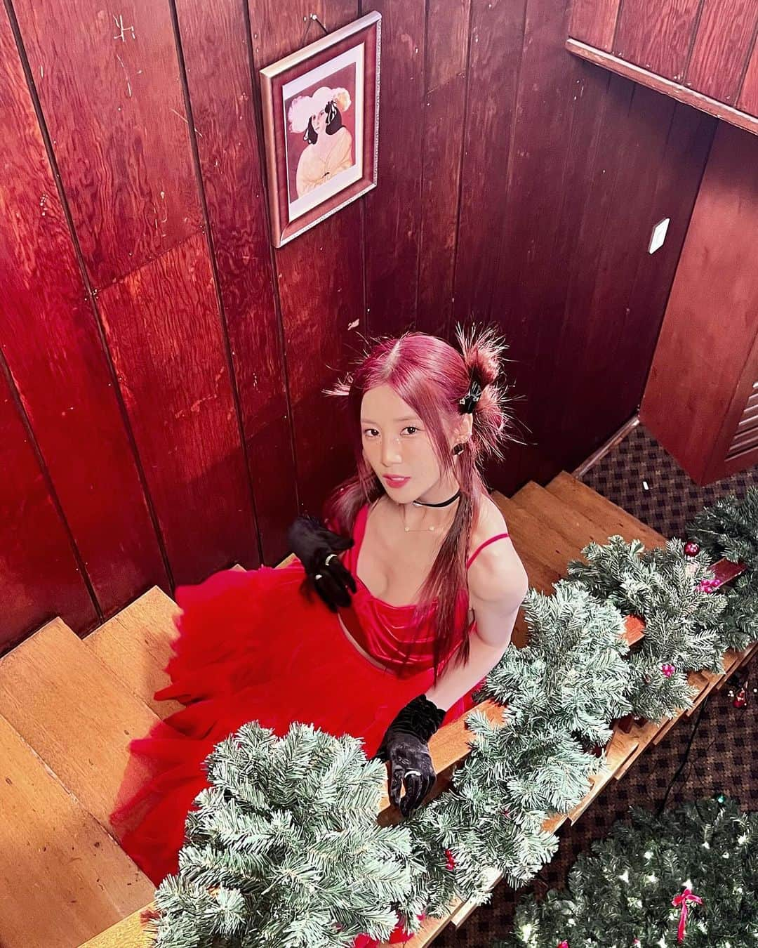 パク・チョロンさんのインスタグラム写真 - (パク・チョロンInstagram)「🎄🍷🎁」12月6日 23時55分 - mulgokizary