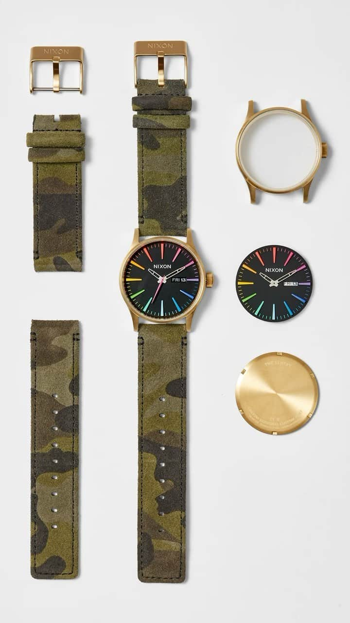 ニクソンのインスタグラム：「The only thing better than a gift from you, is one designed by you.   Make your one of a kind #Nixon watch today in our online custom shop.   Hit the link in our bio to get started now.」