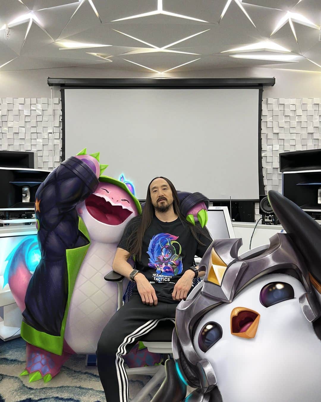 スティーヴ・アオキのインスタグラム：「whole lot of legends in this room @steveaoki」