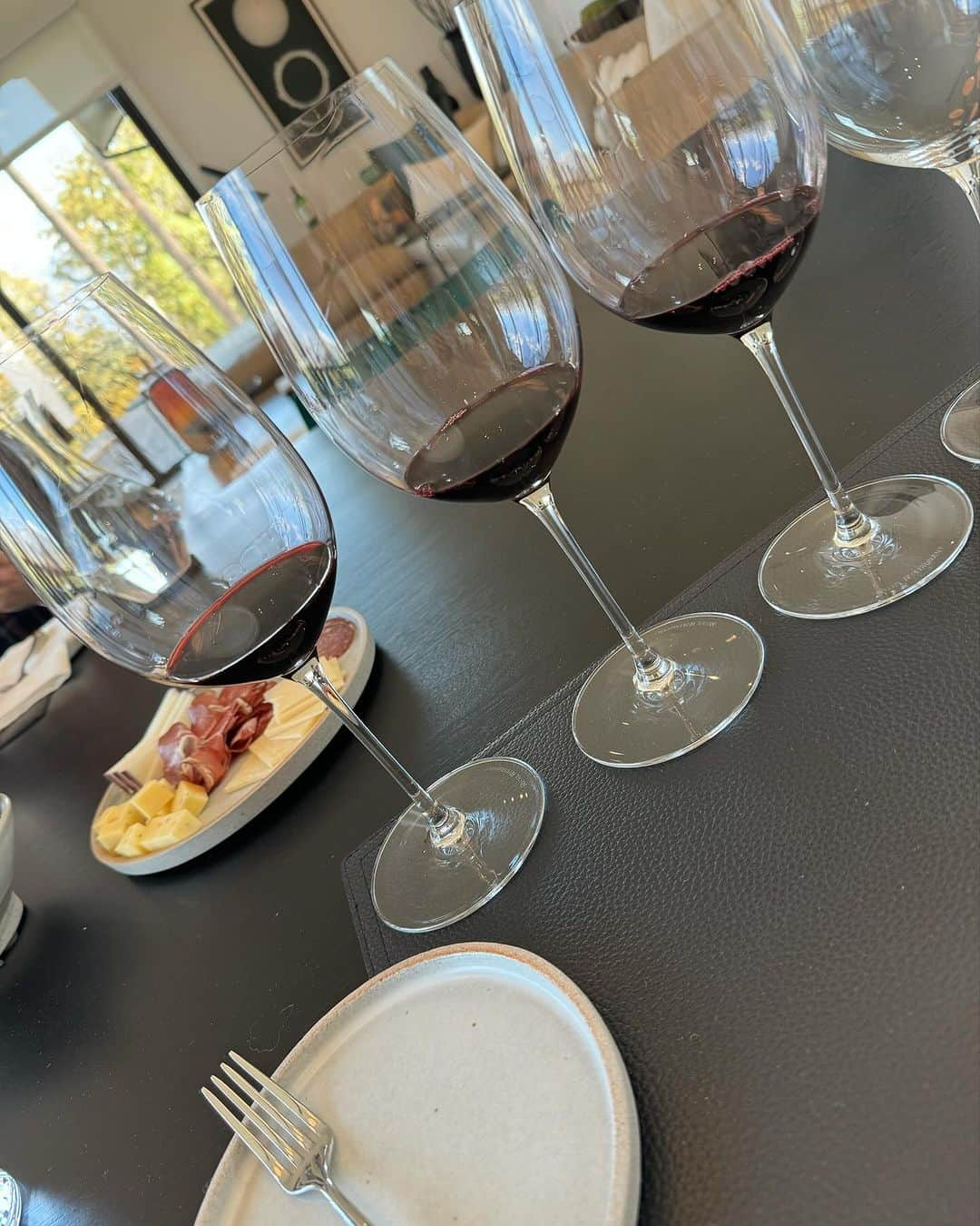 デヴォン・ウィンザーさんのインスタグラム写真 - (デヴォン・ウィンザーInstagram)「First time in Napa! 🍷 @fsnapavalley #fsnapavalley」12月7日 2時11分 - devwindsor