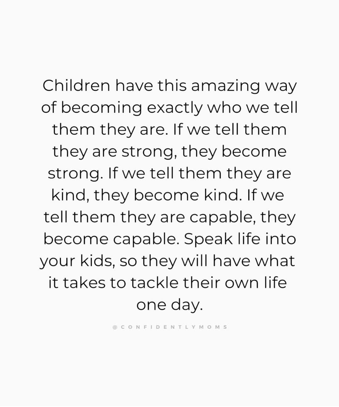 ケリー・ラザフォードさんのインスタグラム写真 - (ケリー・ラザフォードInstagram)「the way we speak to ourselves as adults is usually how we were spoken to as children. ♥️」12月7日 2時15分 - kellyrutherford