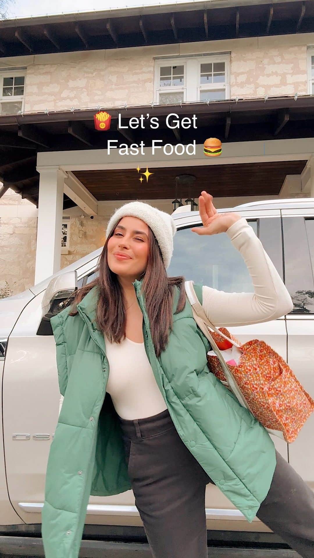 Sazan Hendrixのインスタグラム：「Today’s adventure? Navigating fast-food cravings the WW way. #WWpartner 🚗💨This is how I navigate cravings while staying true to my wellness goals as a busy mom of three. 😅 When I’m on the go I’m using the upgraded @WW app’s ‘What to Order’ feature. I love balancing flavors, tracking on the go, and savoring a moment of ‘me time’ in the car— low key, should we make this a series!?   P.S. If you want to join the WW club click the link in my bio for an exclusive discount offer to try it out! 🫶🏽 #WWFastFoodDiary #MomLife #SmartChoices #AD」