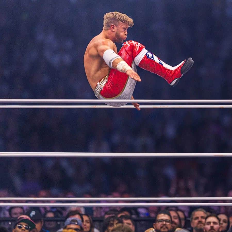 ウィル・オスプレイのインスタグラム：「OSPREAY JERICHO WEMBLEY --- @willospreay  @chrisjerichofozzy  @aew  @canonuk  @canonemeapro」