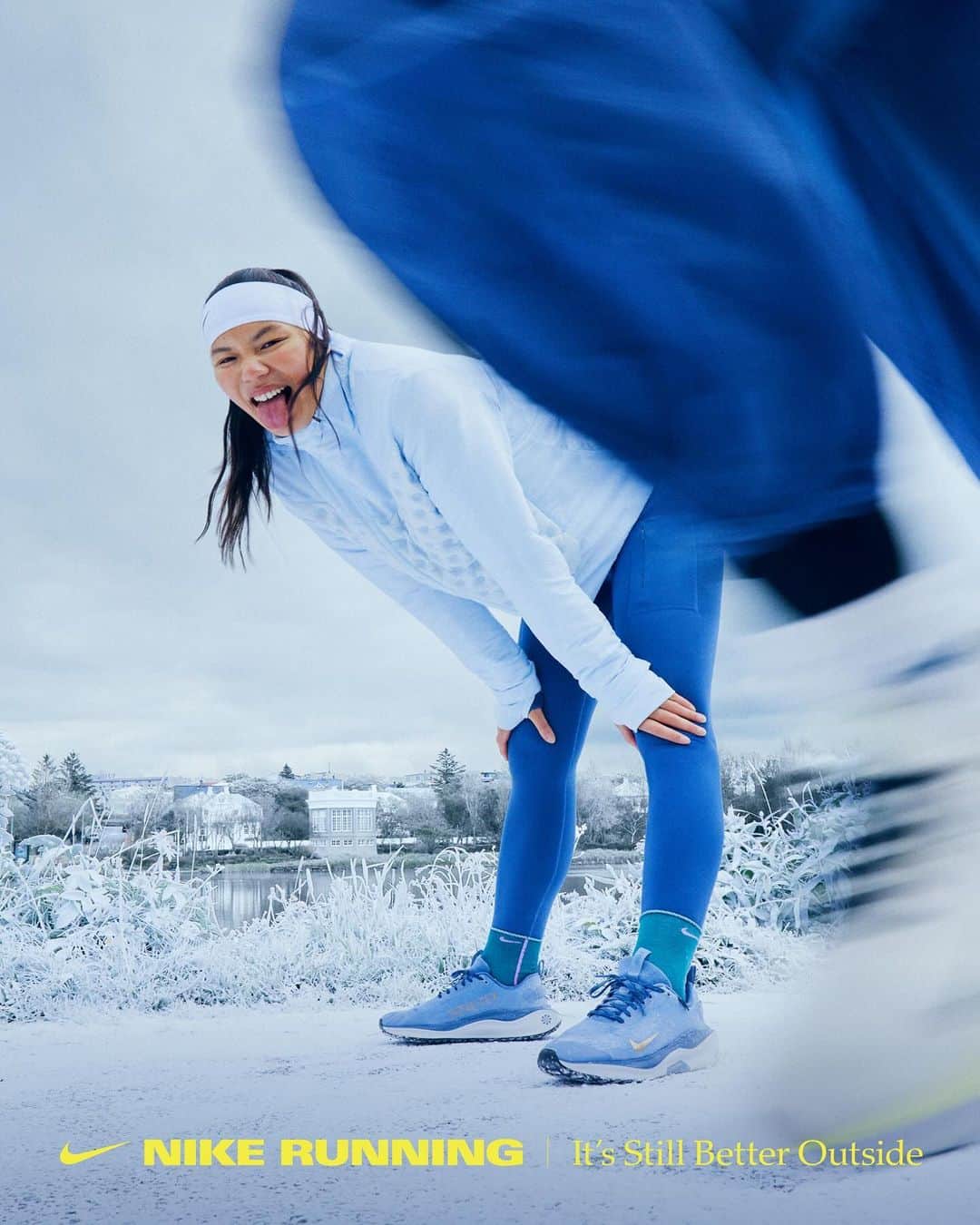 The Run Dept.のインスタグラム：「Set the bar low to keep the vibes high ✌️   Manage your expectations on winter runs to make the most out of less-than-ideal weather.   Tap to shop and run through winter in comfort with the gear that will keep you feeling cozy, no matter the conditions 🏃❄️💨」