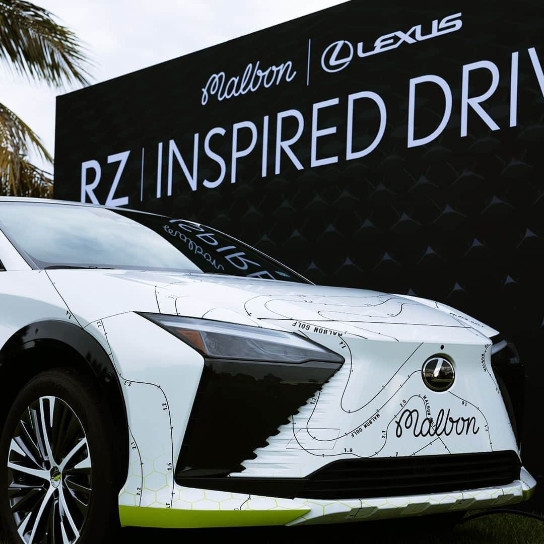 Lexus USAさんのインスタグラム写真 - (Lexus USAInstagram)「The all-electric #LexusRZ reimagined with Malbon. Just part of our exclusive partnership with @MalbonGolf. Swipe to see more of our newest vehicles on display at the Malbon Mutiny Golf Invitational in Miami. @stephenmalbon #LexusGolf #LexusLC #LexusTX」12月7日 6時16分 - lexususa