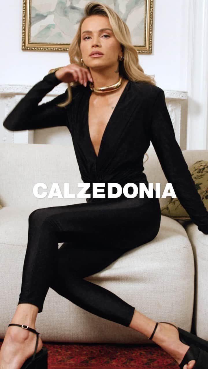 CALZEDONIAのインスタグラム：「Ready to Party with @maffashion_official !   #calzedonia #PartywithCalzedonia」