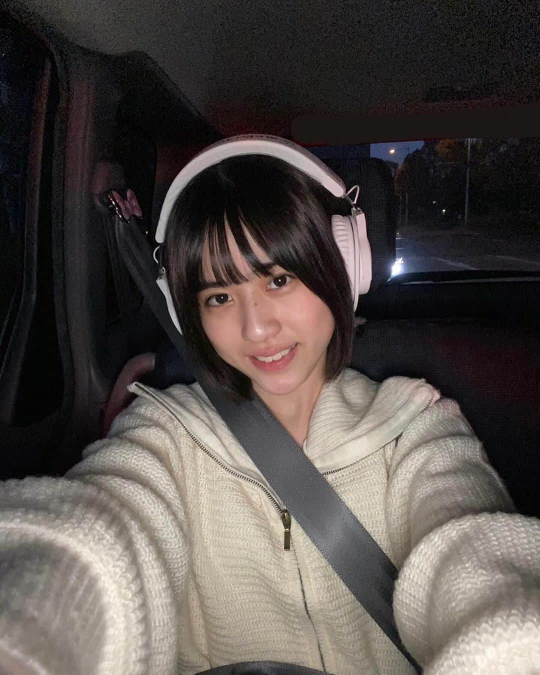 冨波心さんのインスタグラム写真 - (冨波心Instagram)「・  🎧🎧  最後の方はいつもと違う感じの 表情です☆  #冨波心 #スターダストプロモーション #高校生 #高校1年生 #女子高校生 #jk #jk1 #fjk #07 #16 #16yrs #kokoro #kokorotoba #japan #japanesegirl」12月7日 17時00分 - kokoro_toba_official