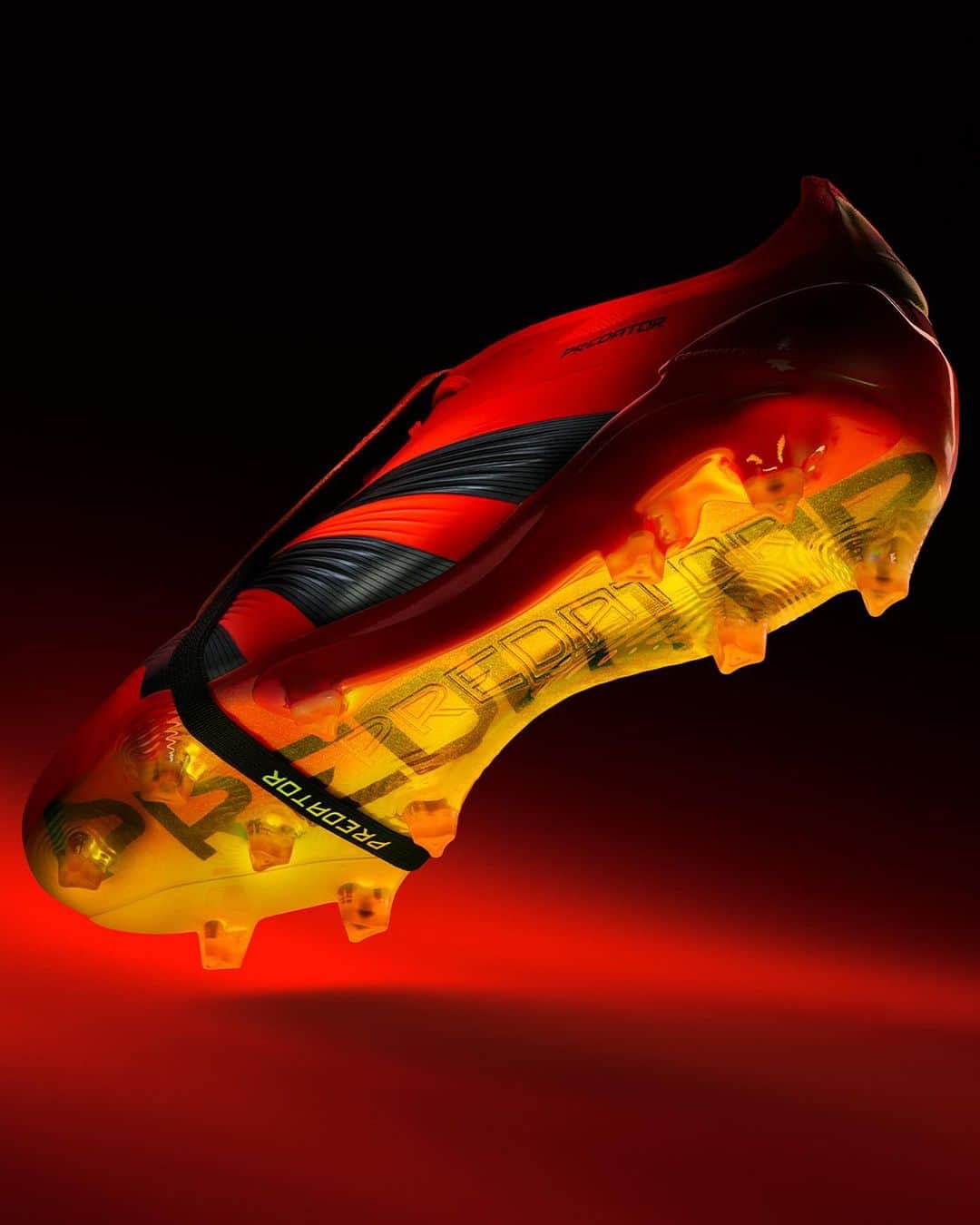 adidas Footballさんのインスタグラム写真 - (adidas FootballInstagram)「𝑫𝑰𝑫 𝒀𝑶𝑼 𝑻𝑬𝑳𝑳 𝑻𝑯𝑬𝑴 𝑰𝑻'𝑺 𝑩𝑨𝑪𝑲?  𝑾𝑬 𝑻𝑶𝑳𝑫 𝒀𝑶𝑼 𝑰𝑻'𝑺 𝑩𝑨𝑪𝑲. 👅  this is adidas Predstrike. available 12/15. 🔗」12月7日 17時51分 - adidasfootball