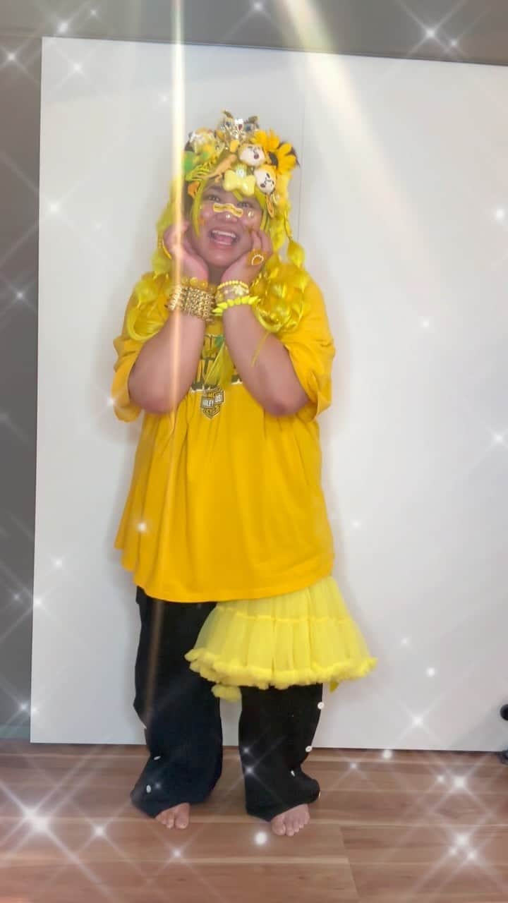 竹下☆ぱらだいすのインスタグラム：「誰に変身したか分かる❓💛 @jinjiiiindao」