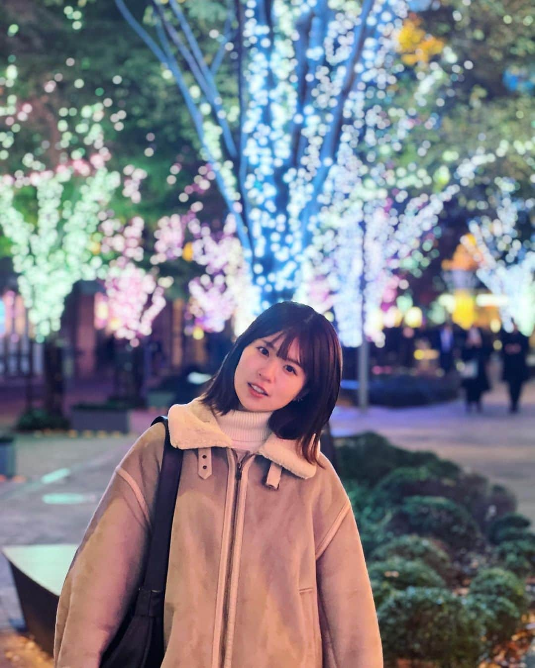 松田好花さんのインスタグラム写真 - (松田好花Instagram)「ㅤ まりぃと⭐️ お肉もイルミネーションもキラキラだったなぁ。  #yahostagram  #日向坂46 #松田好花  #森本茉莉  #イルミネーション #日比谷」12月7日 18時12分 - matsudakonoka.yahos