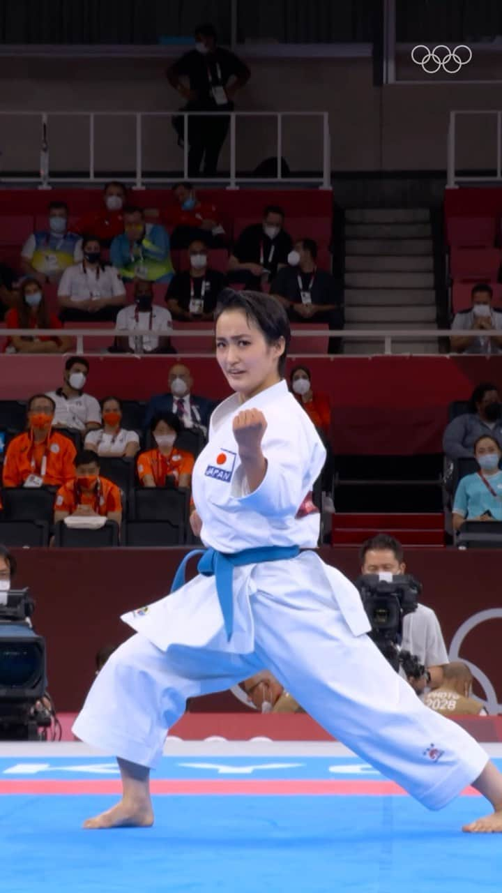 国際オリンピック委員会のインスタグラム：「今日は、#空手 清水希容選手のお誕生日🥋  おめでとうございます🎂  #東京2020 空手女子形で銀メダルを獲得🥈  気迫のこもった美しい演武で競技の魅力を世界に広めました✨  #オリンピック」