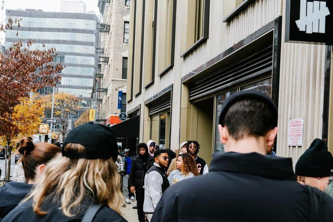 UNDFTDさんのインスタグラム写真 - (UNDFTDInstagram)「UNDEFEATED x Nike Air Terra Humara  Launch Day  New York, NY  📸 @geethingsnyc」12月7日 10時01分 - undefeatedinc