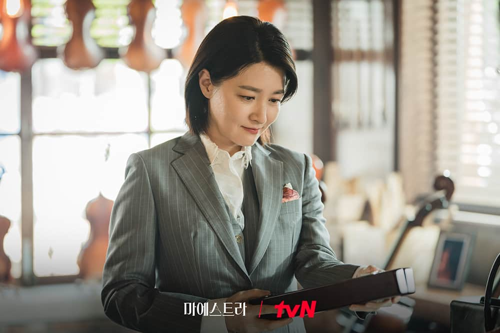 tvN DRAMA【韓国】さんのインスタグラム写真 - (tvN DRAMA【韓国】Instagram)「'무대 위 지배자' 천재 마에스트라 차세음!  인생 타임라인 미리 보기👀  ♯전도유망한 바이올리니스트 ♯세계적인 마에스트라 ♯더 한강필 상임 지휘자  12/9 [토] 밤 9:20 첫 방송 | tvN #마에스트라 #MAESTRAStringsofTruth #tvN #스트리밍은TVING #이영애 #이무생 #김영재 #황보름별」12月7日 10時39分 - tvn_drama