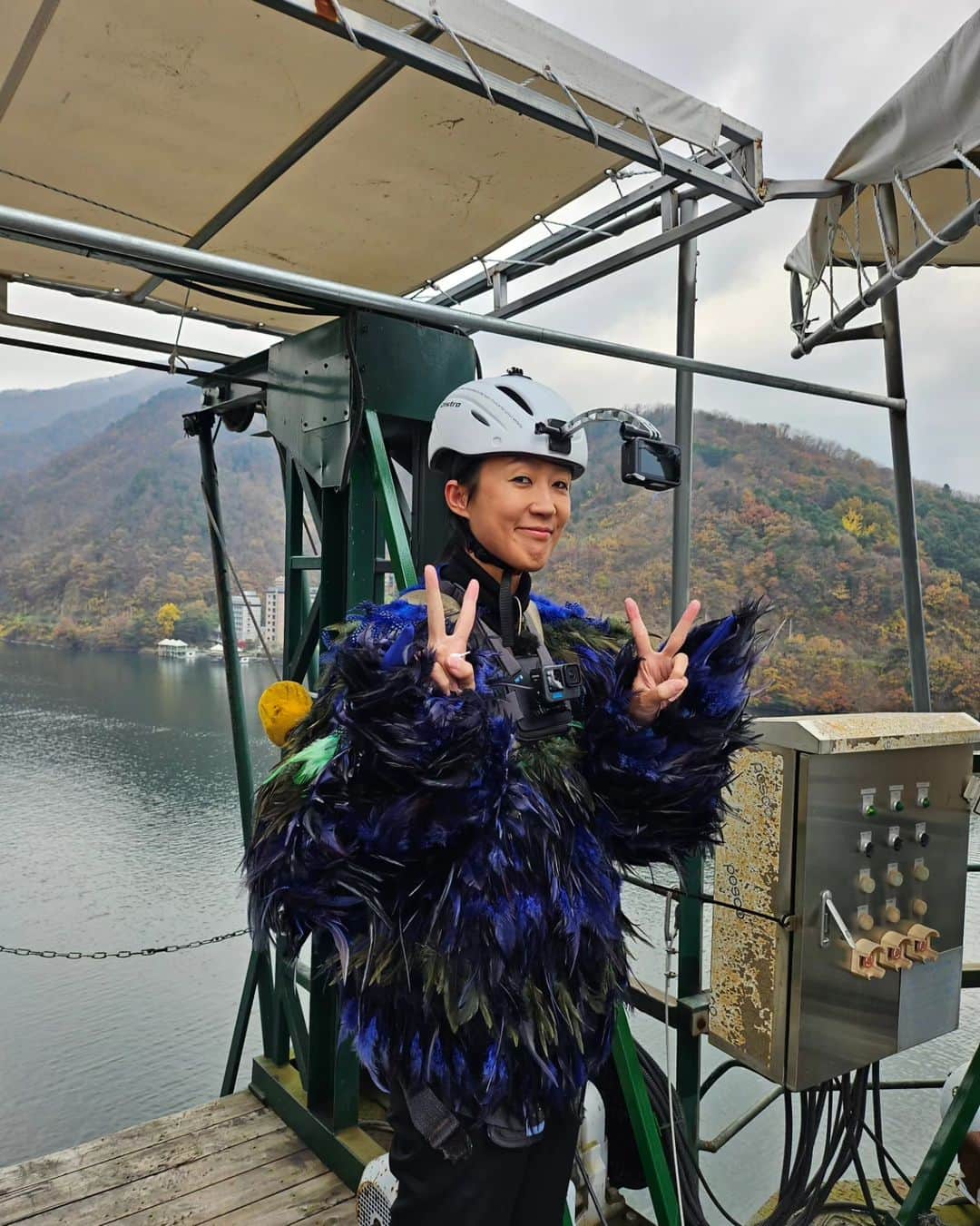 チョ・セホさんのインスタグラム写真 - (チョ・セホInstagram)「진경이누나의 데뷔 30주년을  다시한번 축하드려요😍 누나 항상 함께해줘서 고맙습니다^^ @jinkyunghong  오늘밤 데뷔30주년 디너쇼  홍김동전에서 해요😀 @hk_coin  #오늘밤#KBS##8시30분」12月7日 10時38分 - chosaeho