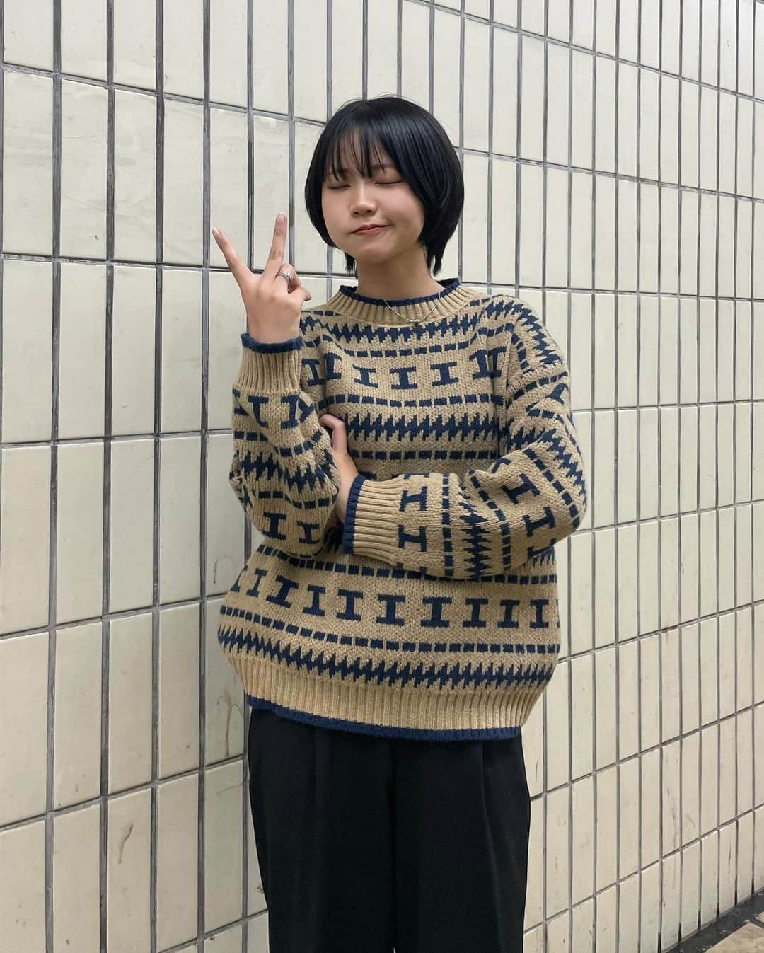 米田紗英さんのインスタグラム写真 - (米田紗英Instagram)「新作ニット特集🧶  お気に入りのアイテムを 是非ゲットしてみてください💞  −−−−−−−−−−−−−−−−−−−− DleepyTownでは ストーリーで紹介させて頂くお写真を募集しております⁡ あなたのコーデやアイテムの写真に #DleepyTown を付けるか このアカウントをタグ付け投稿お待ちしております🌛 −−−−−−−−−−−−−−−−−−−−  #ストリートファッション #海外ガール #海外ファッション #デイリーファッション#dleepytown#ドリーピータウン#crammy#秋コーデ  #セットアップ #韓国カジュアル #y2k#y2kファッション#秋冬アウター#秋冬コーデ」12月7日 11時13分 - dleepytown_official