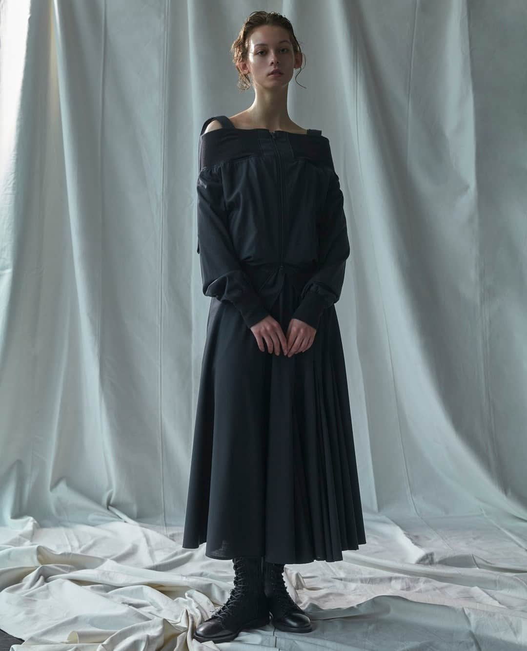 山本耀司のインスタグラム：「REGULATION Yohji Yamamoto 2024 Spring/Summer⁠ collection ⁠ ⁠ #YohjiYamamoto⁠ #REGULATIONYohjiYamamoto⁠ ⁠ Discover the latest collection in store and @theshopyohjiyamamoto⁠ from December 8th⁠」