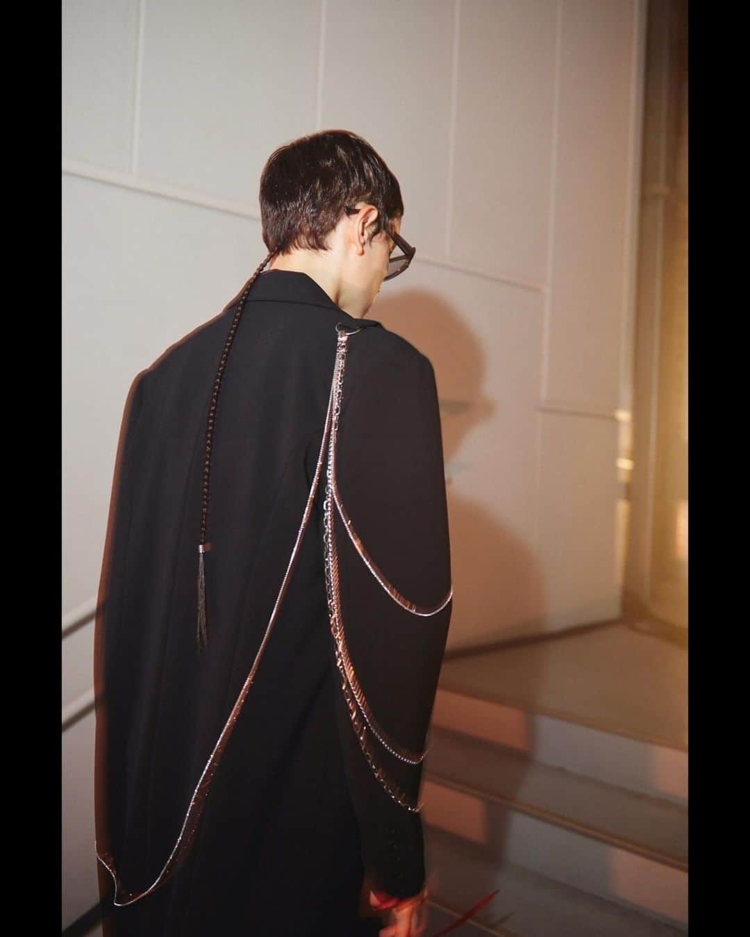 パメオ・ポーズのインスタグラム：「【PAMEO POSE 10th ANNIVERSARY RUNWAY - BACK STAGE -】  - MY WAY - PHOTOGRAPHY：  @toyotatoyou  MODEL： @nadekoles @tokyo.rebels   PAMEO POSE DIRECTOR&DESIGNER： @peli4649   Thursday,August 24,2023 At JAPAN NATIONAL STADIUM  #pameopose #pameopose10thanniv」