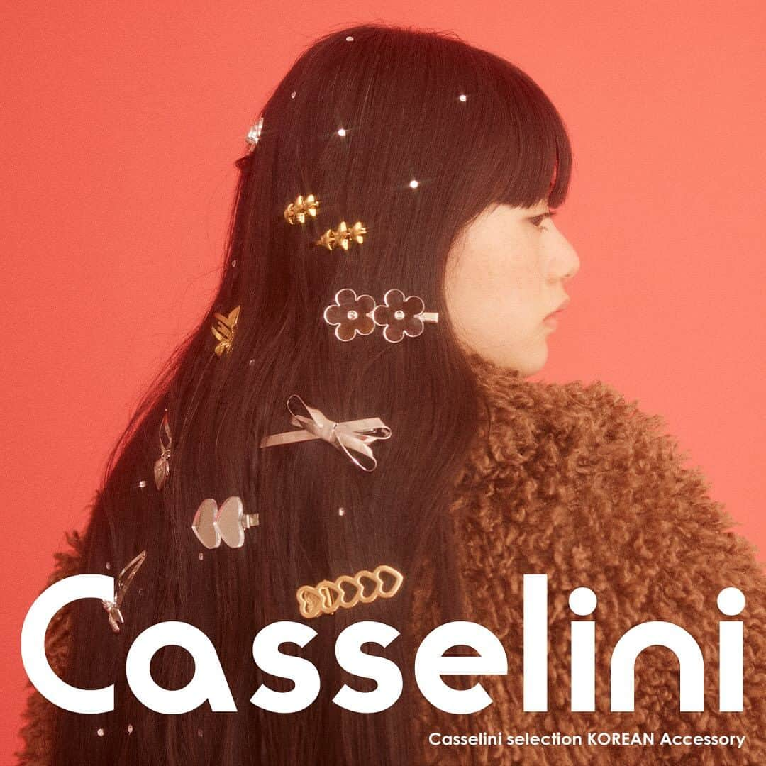 CASSELINIさんのインスタグラム写真 - (CASSELINIInstagram)「💎Casselini selection KOREAN Accessory💎  Casseliniセレクトの韓国アクセサリーが発売！ クリスマスのプチギフトにもぴったりのアクセサリーをチェックして🍒  🛒ONLINE SHOP TOPページリンクよりご覧いただけます。 🛒原宿店 渋谷区神宮前5-27-8 03-3400-5584 12:00〜20:00 商品の在庫などのご質問はこちらまで🎄 @casselini_shop  #Casselini #23AW #MIXMATCHROMANTICS #キャセリーニ #アクセサリー #accessory #selection」12月7日 12時15分 - casselini_official