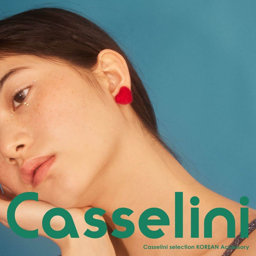 CASSELINIさんのインスタグラム写真 - (CASSELINIInstagram)「💎Casselini selection KOREAN Accessory💎  Casseliniセレクトの韓国アクセサリーが発売！ クリスマスのプチギフトにもぴったりのアクセサリーをチェックして💫  🛒ONLINE SHOP TOPページリンクよりご覧いただけます。 🛒原宿店 渋谷区神宮前5-27-8 03-3400-5584 12:00〜20:00 商品の在庫などのご質問はこちらまで🎄 @casselini_shop  #Casselini #23AW #MIXMATCHROMANTICS #キャセリーニ #アクセサリー #accessory #selection」12月7日 12時16分 - casselini_official