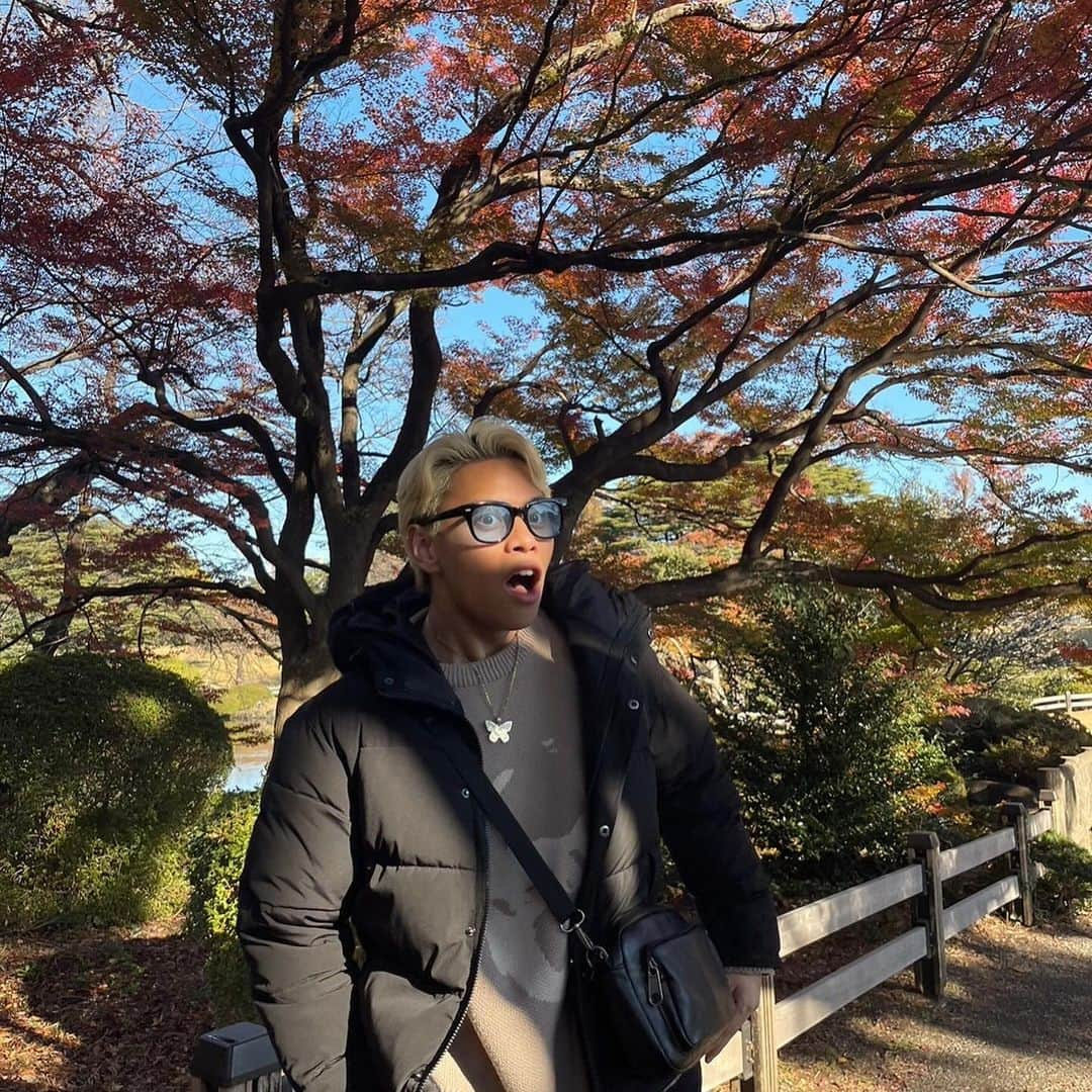 カドサワンレイコさんのインスタグラム写真 - (カドサワンレイコInstagram)「This fall has been so beautiful so far 🍁 もっとこういう投稿もしようかな。  #REIKO #fall」12月7日 12時42分 - reiko__official