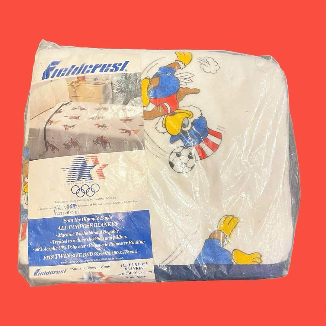 おもちゃやSPIRALのインスタグラム：「80's Eagle Sam Blanket入荷しました！  Dead Stock✨  168×228cm」