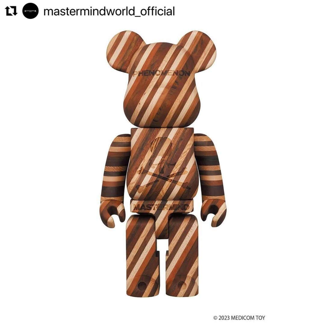 MEDICOM TOYのインスタグラム：「#Repost @mastermindworld_official with @use.repost ・・・ @medicom_toy × @karimoku_official × @phenomenon_tokyo × @mastermindworld_official WILL BE AVAILABLE SOON. EXCLUSIVELY at 2G(@2gtokyo ), authorized PHENOMENON stores (excluding some stores) and MASTERMIND TOKYO (@mastermind_tokyo).  #BEARBRICK #medicomtoy #karimoku #PHENOMENON #PHENOMENON_TOKYO #mastermindJAPAN #MASTERMINDWORLD」