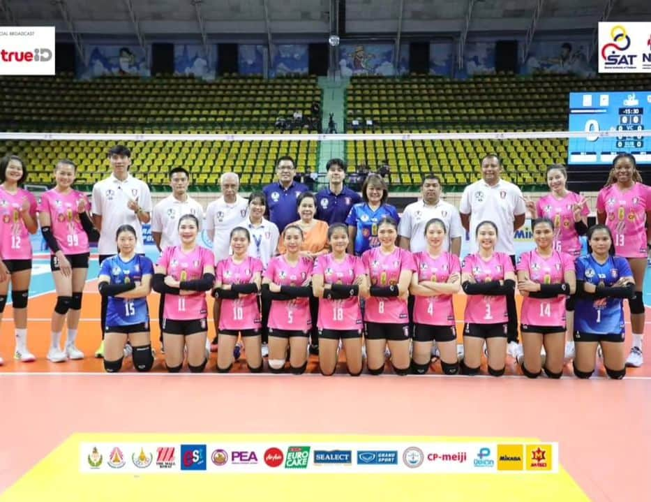 井上琴絵さんのインスタグラム写真 - (井上琴絵Instagram)「🇹🇭❤ . 19.11.23 (Sun) 🌟🌟🌟 vs Eureka SISAKET VC. . @nakhonratchasima_vc #Nakhonratchasimavc #Nakhonratchasimaqmincvc#catdevil🐱 #volleyball#Libero#ThailandLeague#🇹🇭」12月7日 15時23分 - kotoe.i15