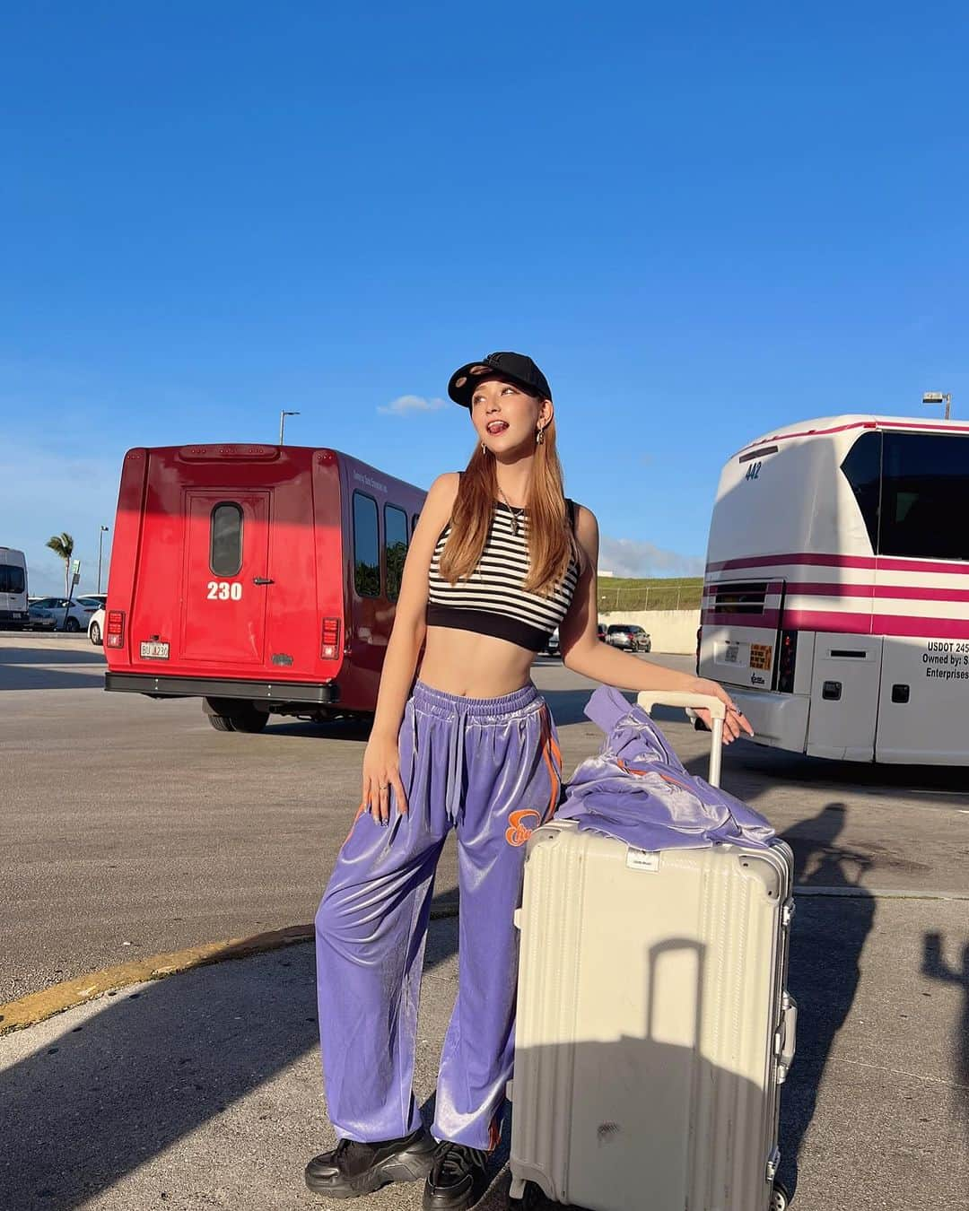 和栗汐里さんのインスタグラム写真 - (和栗汐里Instagram)「GUAM🇬🇺✈  私が海外旅行で一番来てる国✌🏼🌞 久しぶりに来たけど大好きｲｲ！！  @shaon.official のセトアで 機内過ごしたけど快適だった💜  #hereweguam @visitguam_jp  #shaon #setup #グアム旅行」12月7日 16時25分 - shipi0520