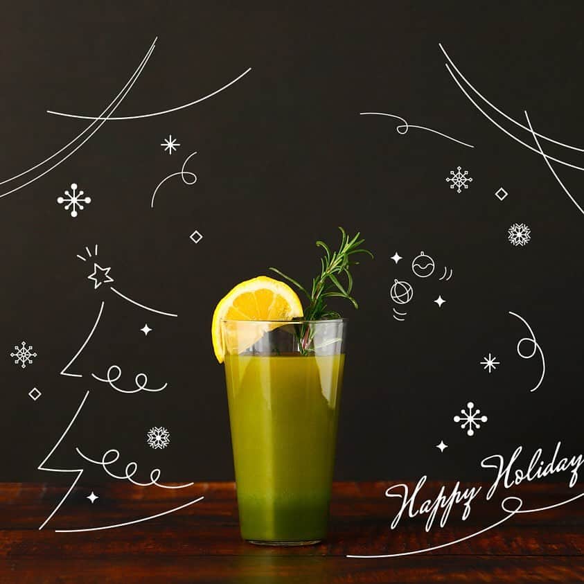 KURAND@日本酒飲み放題さんのインスタグラム写真 - (KURAND@日本酒飲み放題Instagram)「🍸3ステップ【クリスマスカクテル】  ホリデー気分が盛り上がる！ いつものお酒にひと手間加えて、可愛いクリスマスカクテルを作ってみませんか？  🎅🍓サンタのいちごカクテル  🦌🥞トナカイのエッグノック  🌲🍵ツリーの抹茶カクテル  どれもこれも3ステップで簡単アレンジ🪄 カラフルなカクテルで彩りを添えて、思い出に残るひとときを。  💡クランドでは個性豊かなお酒たちと簡単アレンジであなたのお酒ライフ寄り添います！ お酒やキャンペーンはプロフィールから @kurand_info」12月7日 19時00分 - kurand_info