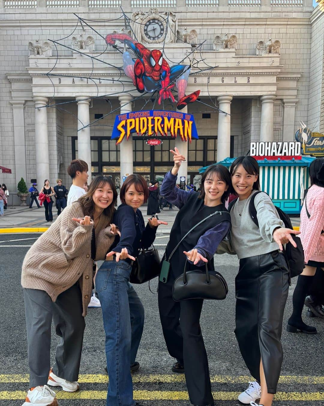 山中日菜美さんのインスタグラム写真 - (山中日菜美Instagram)「#ありがとうスパイダーマン 🕷️  大好きな人たちと1日中遊びまくった最高の1日でしたはーとはーと  #ユニバ#ユニバーサルスタジオジャパン #usj#ハロウィン」12月7日 16時40分 - hnm__n