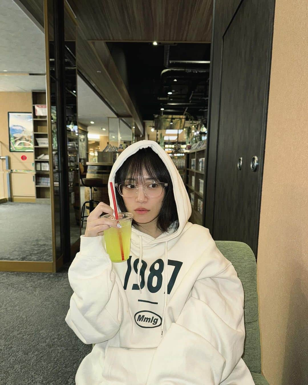 斉藤真木子のインスタグラム：「はじめてのアクリ🥤❤️‍🔥💪🏻」