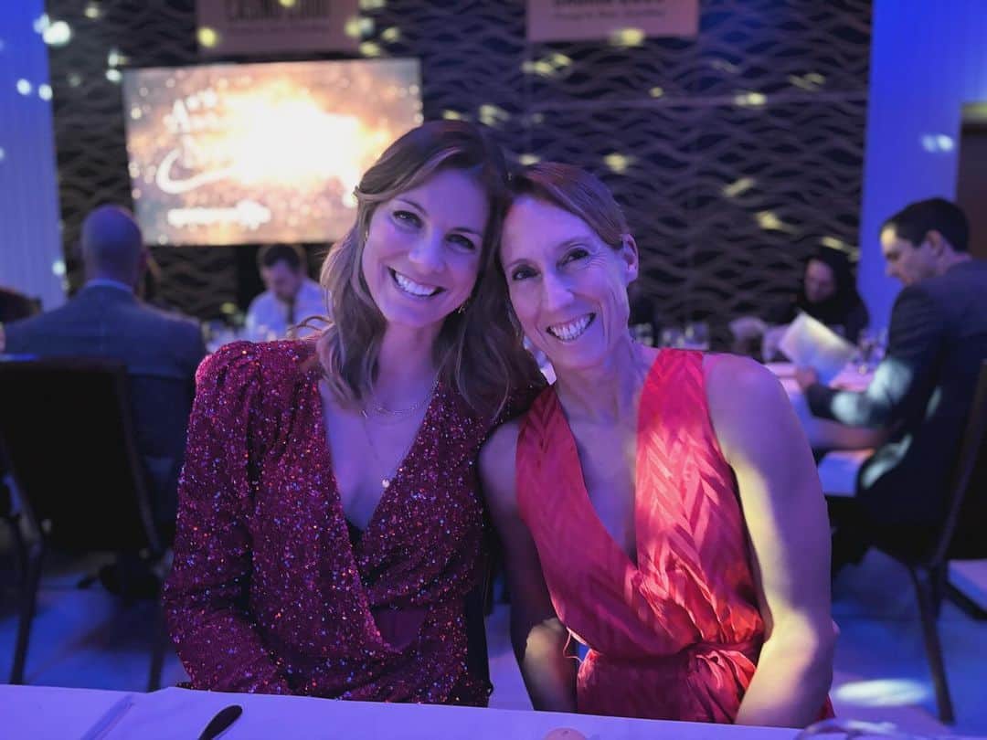 マンデイ・ミネラのインスタグラム：「❤️ Haut den Owend op der Awards Night mat enger TOP Sportlerin vum Joer 🤩🥰😉」