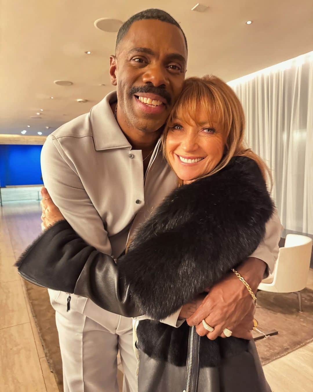 ジェーン・シーモアのインスタグラム：「This is the talented and wonderful @kingofbingo! 😊 He is the star of ‘Rustin’ and is absolutely brilliant. If you haven’t seen it yet it is currently streaming on @netflix, it’s a must see!」