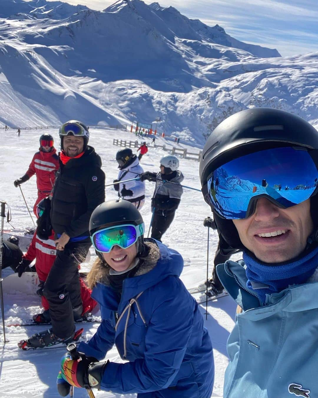 ピエール＝ユーグ・エルベールさんのインスタグラム写真 - (ピエール＝ユーグ・エルベールInstagram)「Conditions parfaites ⛷️ ❄️ 🌞 @clubmedalpes」12月8日 2時22分 - pierrehuguesherbert