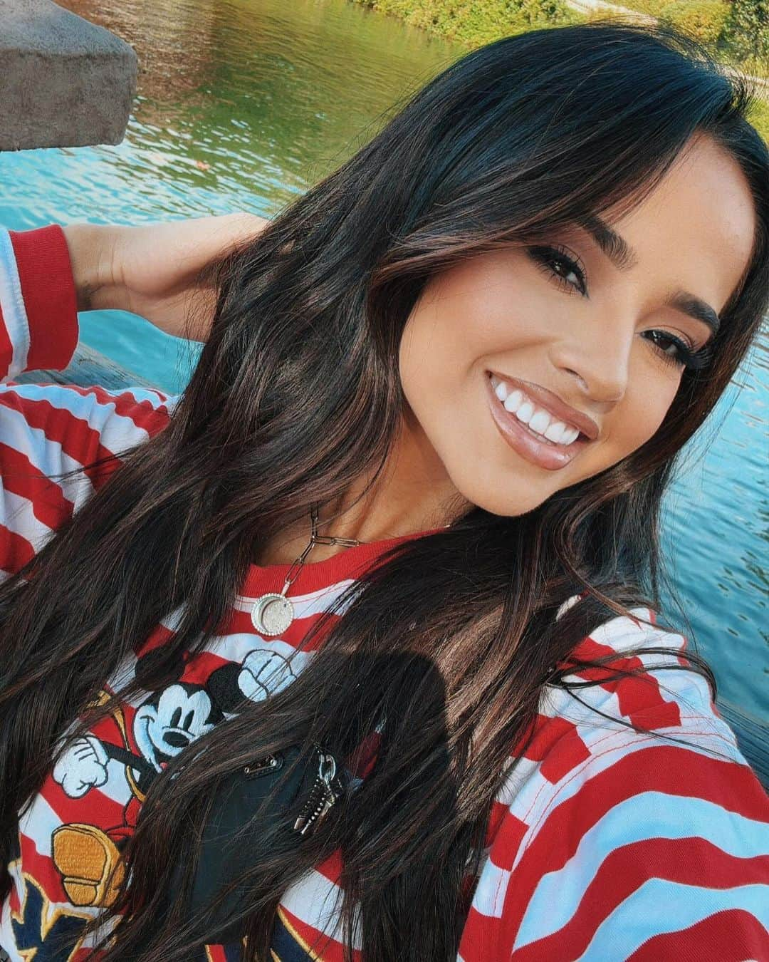 ベッキーGさんのインスタグラム写真 - (ベッキーGInstagram)「Disney Traditions ✨🫶🏽   @DisneyParks @WaltDisneyWorld #WaltDisneyWorld」12月8日 2時57分 - iambeckyg