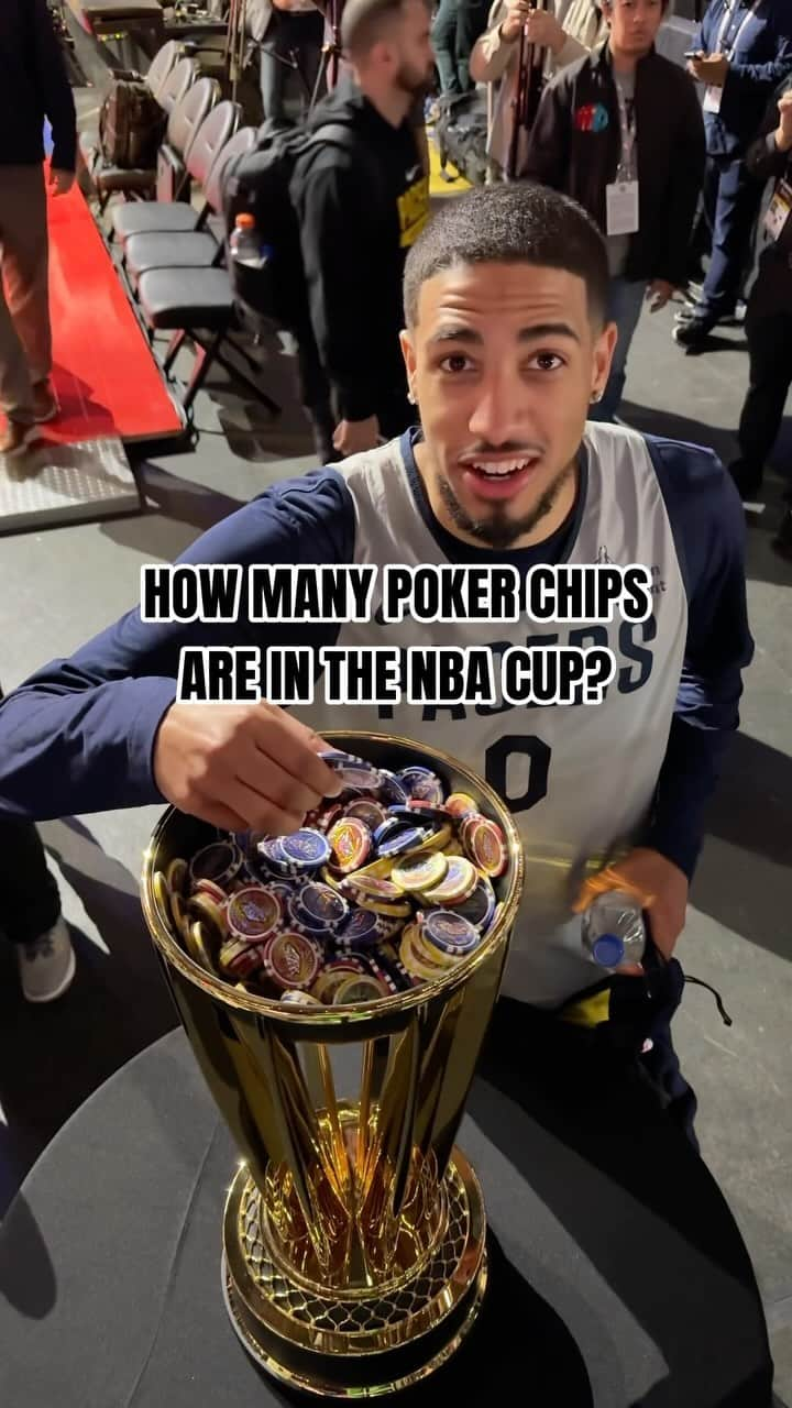 NBAのインスタグラム：「Could the players guess how many poker chips were placed in the NBA Cup? 🏆 The semifinals of the In-Season Tournament begin at 5:00 pm/et TODAY on ESPN & TNT!」