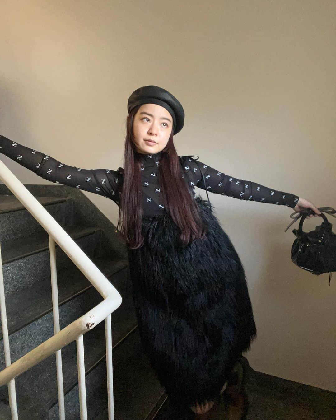 Mio Nagaiさんのインスタグラム写真 - (Mio NagaiInstagram)「. tops / KISHIMEN TOPS dress / KISHIMEN FUR MINI DRESS bag / OMOCHI MINI BAG  12/14(thu)までHAENGNAEのオリジナルフレグランスの受注会も開催しています。 店内が良い香りで癒されてる🧴  #HAENGNAE #3912higashi」12月7日 18時37分 - mio_nagai68