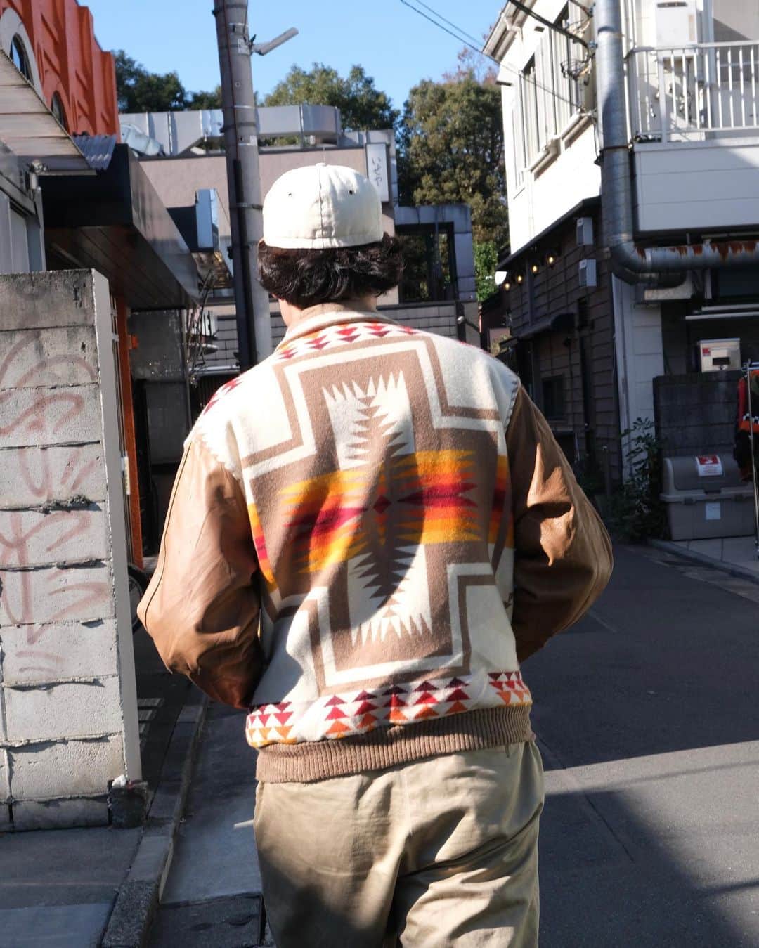 dracaenaさんのインスタグラム写真 - (dracaenaInstagram)「Men's recommend items  "PENDLETON"  Native Pattern Wool Jacket ¥22,000-  US ARMY Chino Trousers ¥11,000~  👤180cm  INSTAGRAM @dracaena_kichijoji  #Dracaena_Kichijoji #DracaenaKichijoji #DracaenaNorth  #dracaena  #VintageShop  #Vintage  #Kichijoji  #吉祥寺 #古着屋 #ドラセナ吉祥寺 #ドラセナ  #井の頭公園 #七井橋通り  #ヴィンテージショップ #ヴィンテージ #古着 #🇺🇸 #🇨🇦 #🇯🇵  #unitedstates  #canada  #buyingtrip」12月7日 18時44分 - dracaena_kichijoji