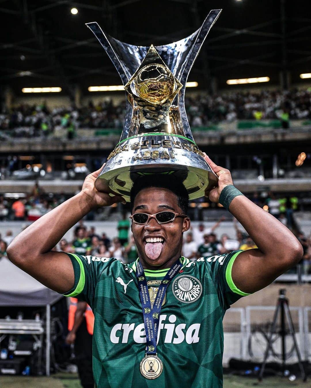 Skills • Freestyle • Tekkersのインスタグラム：「PALMEIRAS ARE 𝑪𝑯𝑨𝑴𝑷𝑰𝑶𝑵𝑺 OF BRAZIL 🇧🇷🏆」