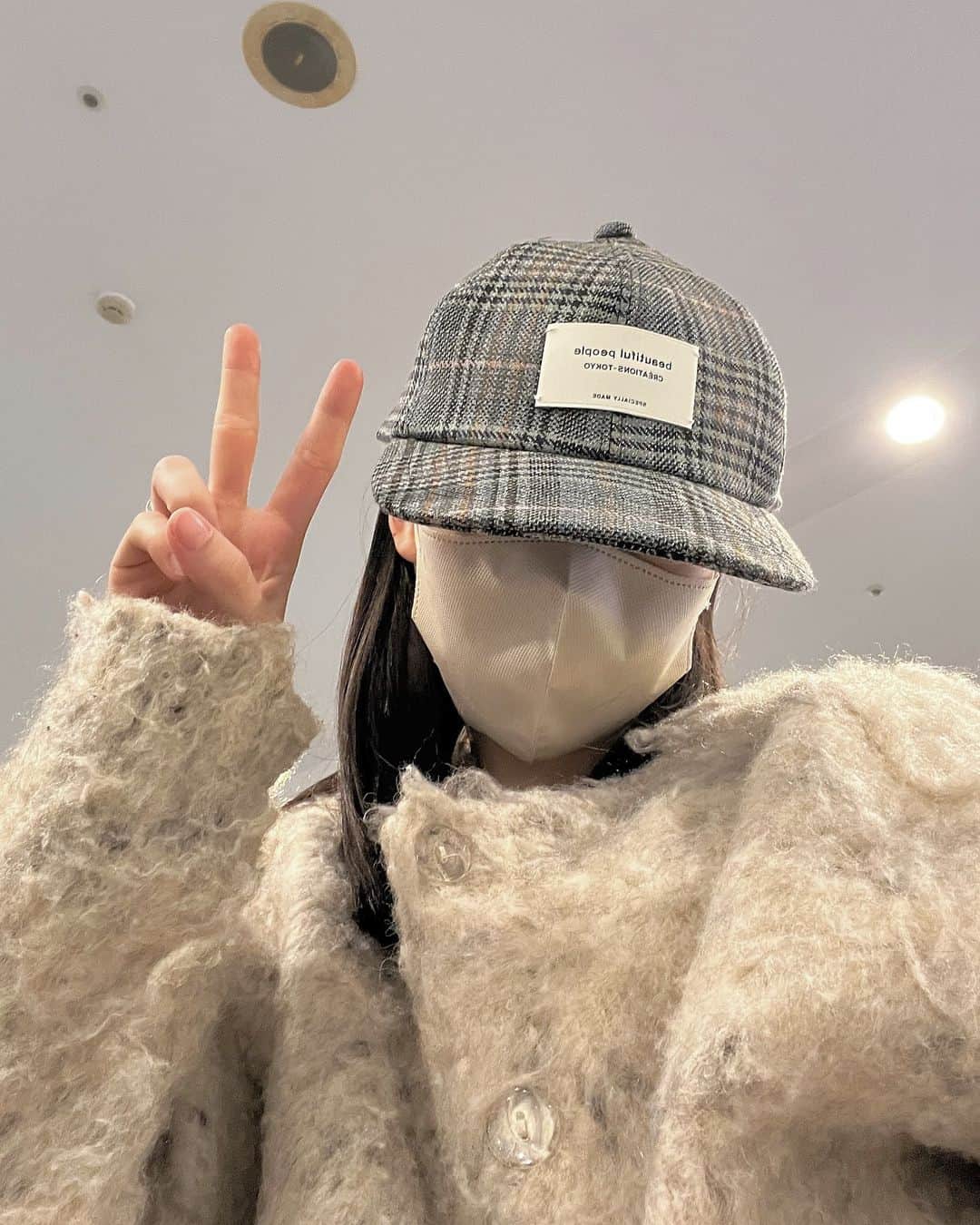 運上弘菜のインスタグラム：「. new🧢✌🏻」